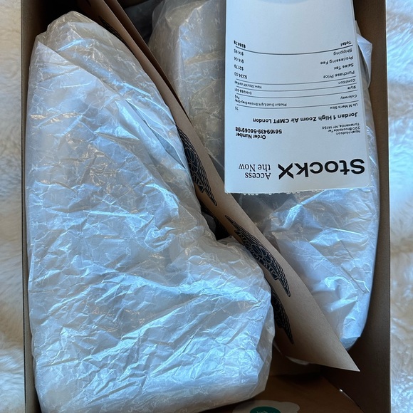 Air Jordan 1 - Picture 6 of 7